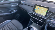 MG HS 1.5 T-GDI Trophy 5dr DCT Petrol Hatchback